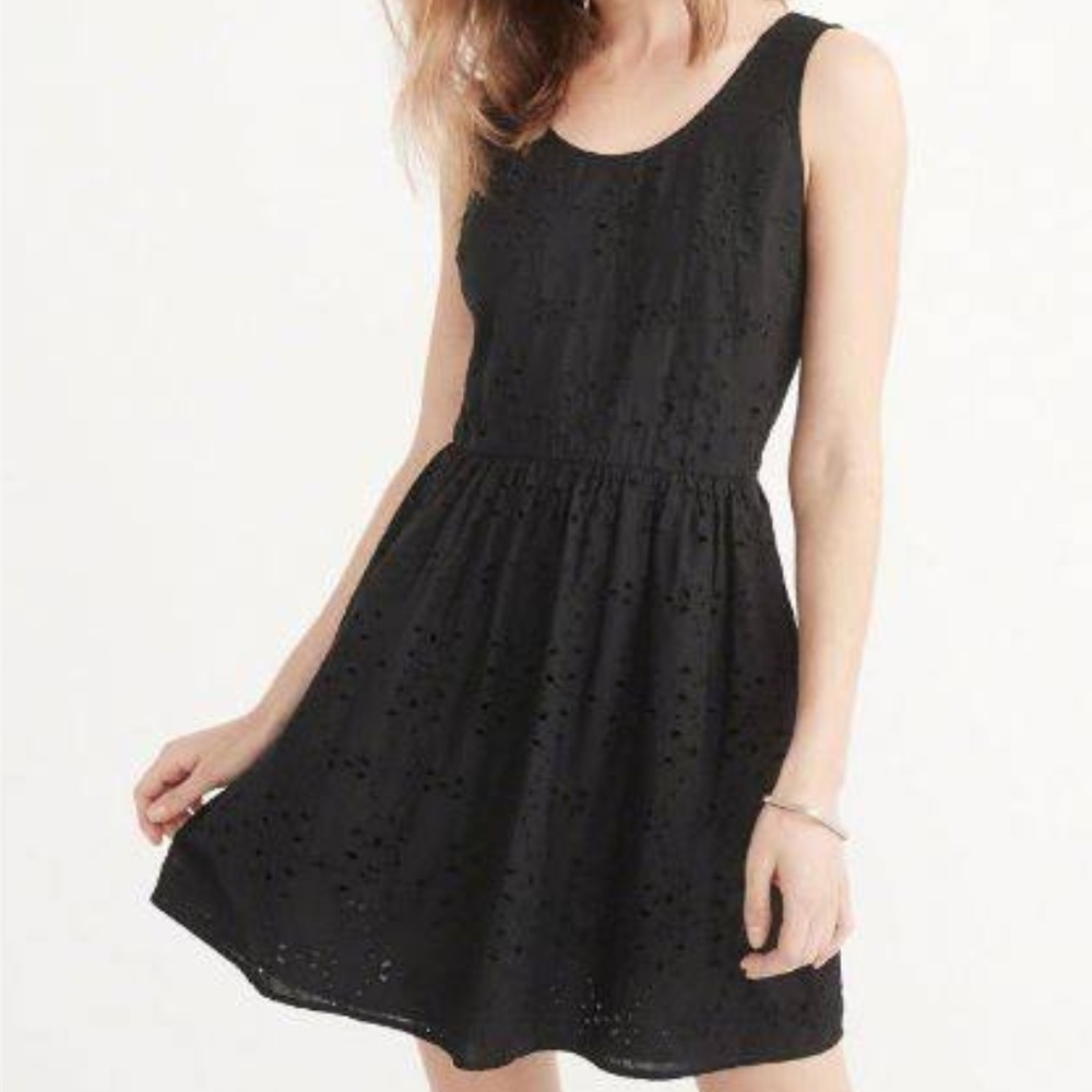 ABERCROMBIE & FITCH Eyelet Dress - Black